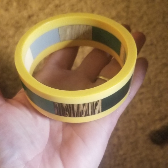 Vtg Lucite Bangle Bracelet Mustard Yellow Wooden Multi Color Block Retro Boho 1" - Picture 2 of 13